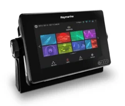 Raymarine Axiom 7 RV MFD Integrated RealVision 3D 600W Sonar RV-100 Transducer With Navionics Combo Unit